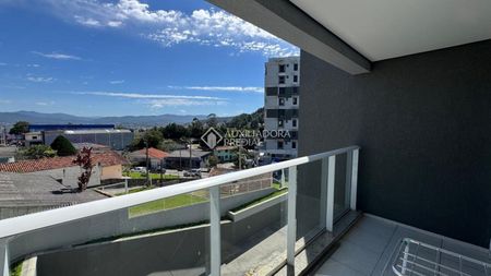Apartamento com 2 quartos e 71m² para alugar em Praia Comprida, São José. - Foto 2