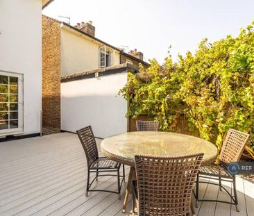 3 bedroom semi-detached house to rent - Photo 3