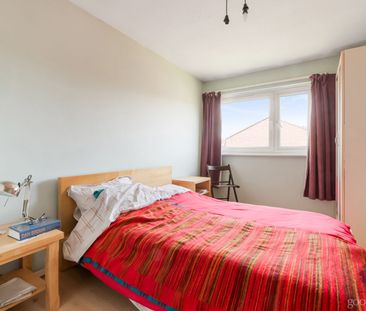Brangwyn Crescent, Colliers Wood, SW19 - Photo 3