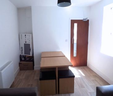 1 bed house of multiple occupation to rent in Walpole Road, Great Yarmouth, Norfolk - Photo 2