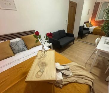 Calle del Marqués de Santa Ana, Madrid, Community of Madrid 28004 - Photo 1