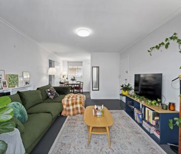 Bright & Spacious 1 bedroom! - Photo 1