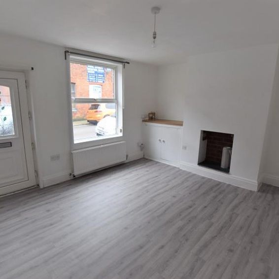 2 Bedroom Terraced To Let - Photo 1