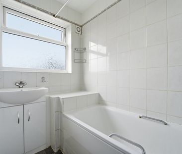 4 Bed Terraced House, Seaton Road, HA0 - Photo 1