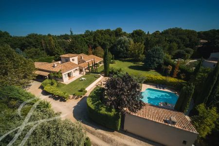 Maison à louer Rognes, Autour d'Aix En Provence, France5 400 EUR / Mois - Photo 5