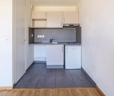 Location Appartement 2 pièces 39m² NANTES 44000 - Photo 5
