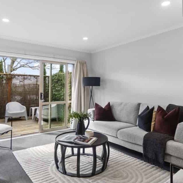 Stylish Three Bedroom in Hamilton East - Photo 1