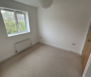 Argyle Street, SWINDON - Photo 2