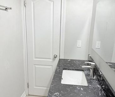 For Lease - 113 Confederation Drive, Toronto, Ontario - Photo 5