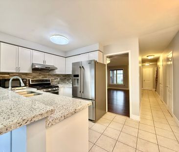 For Lease - 163 Willow park dR Drive, Brampton, Ontario - Photo 5