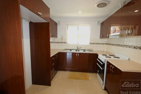 Well presented 2 bedroom unit for lease! - Photo 5