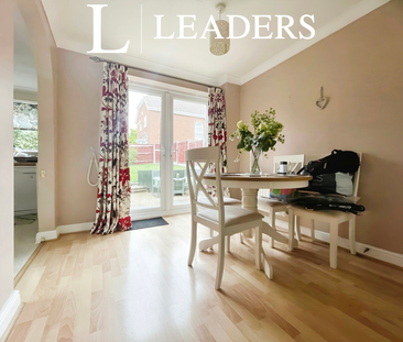 3 bedroom house to rent McCormick Avenue, Warndon Villages, WR4 - Photo 2