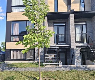 5/2 Neuf, Luxueux, Meublé Avec électro - Photo 1
