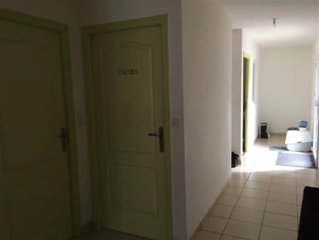 Location maison 4 pièces - 91m² à Plounevez moedec (22810) - Photo 5
