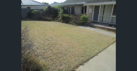 3 x 1 house with carport, - Photo 4