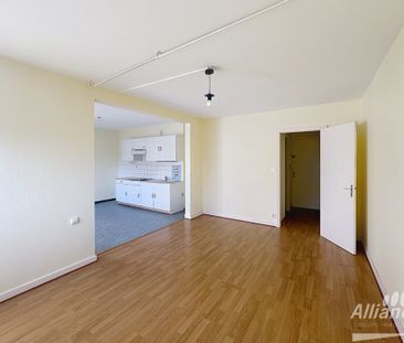 Appartement studio bis 36m2 avec ascenseur situé faubourg de montbé... - Photo 1