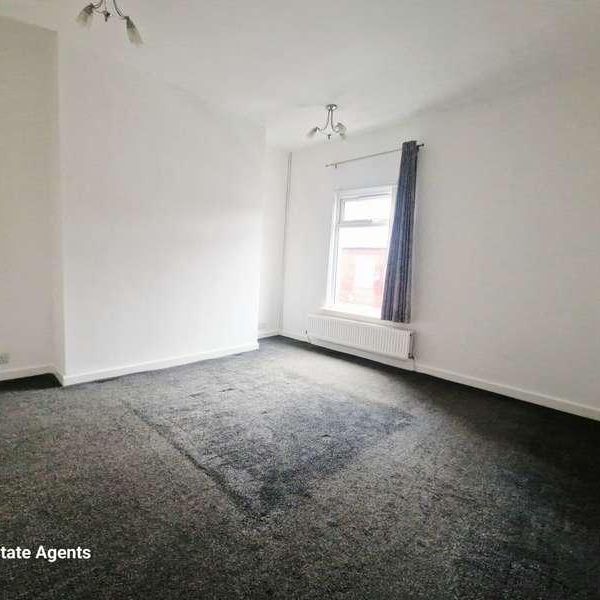 Gladstone Street, St. Helens, WA10 - Photo 1