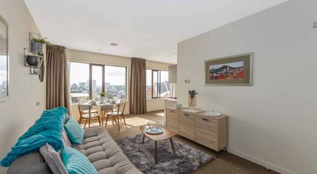 City Fringe - Fully Furnished with Panoramic Views - Photo 5