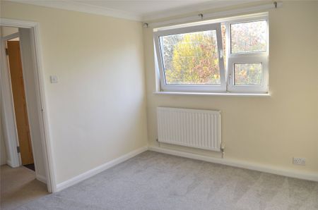 Shirley Heights, Shirley Road, Wallington, Surrey, SM6 - Photo 3