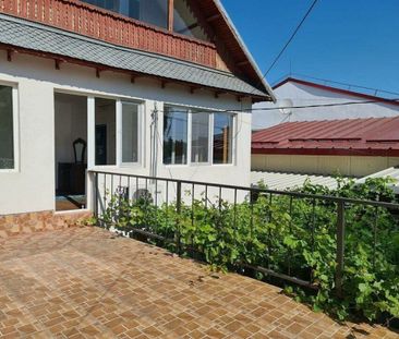 De inchiriat - casa P+1E+M - zona Port, langa liceul de M... - Fotografie 6