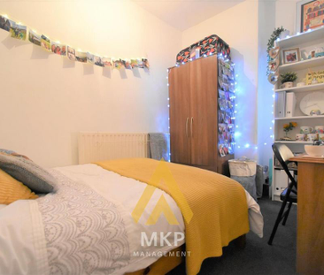 5 bedroom terraced house to rent - Photo 3
