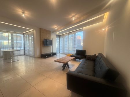 angel plaza - Photo 5