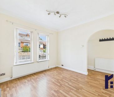 2 bedroom end of terrace house to rent - Photo 5
