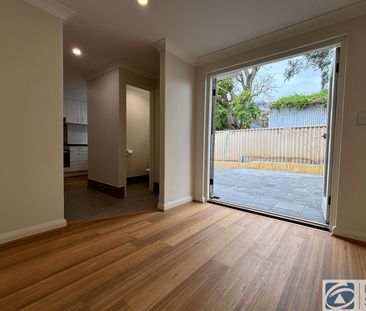 MODERN 3 X 1 TOWNHOUSE IN SECURE COMPLEX HOME OPEN THURSDAY 19 FEBR... - Photo 1