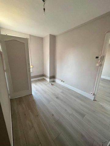 LUNEVILLE (54300) - Appartement - Photo 4