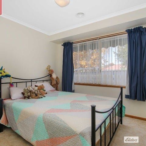 Spacious 4-Bedroom Home - Photo 1