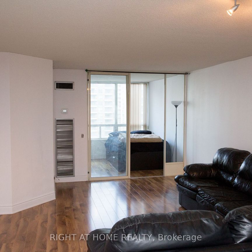 For Lease - 7 Bishop Avenue Unit# 1104, Toronto, Ontario - Photo 1
