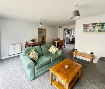 3 bedroom terraced house to rent - Photo 4