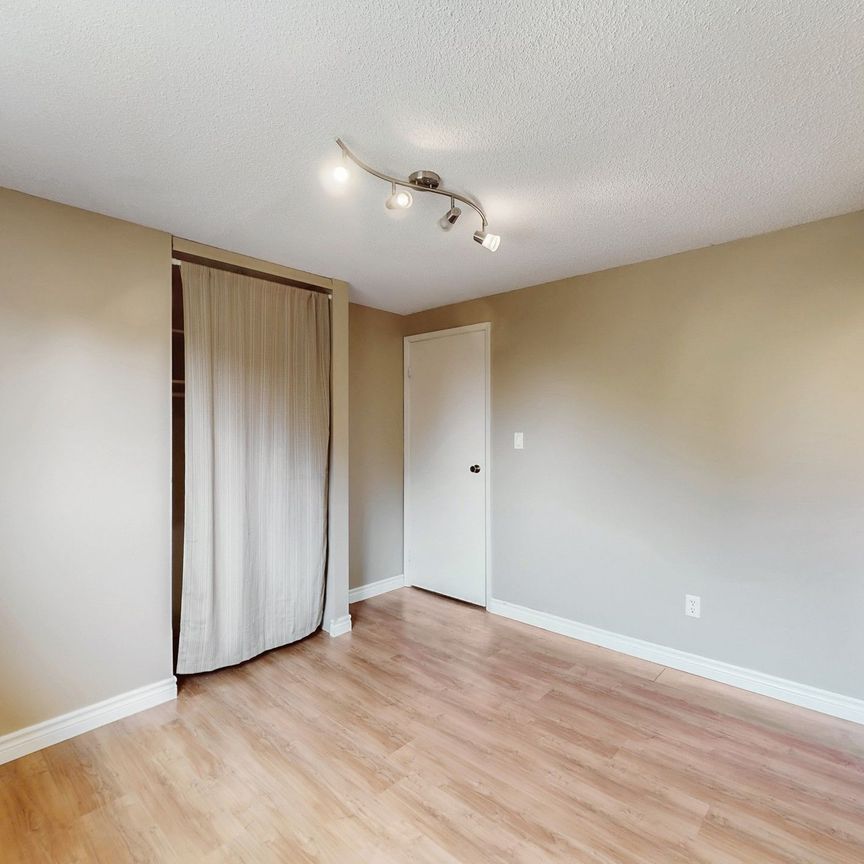 For Lease - 703 Middleton Crescent, Milton, Ontario - Photo 1