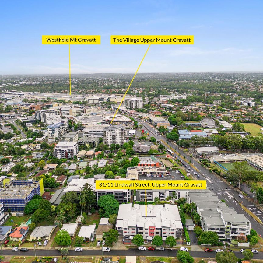 Top Floor North Facing Stylish Apartment - Photo 1