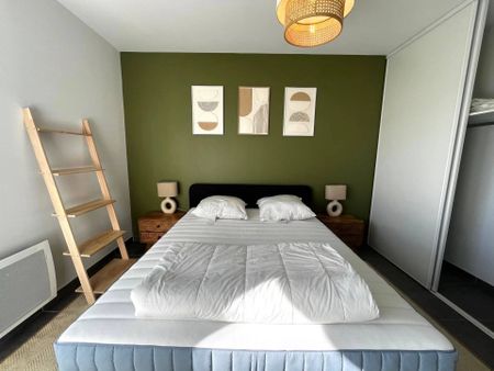 Appartement neuf, meublé avec roof top et parking - Photo 4