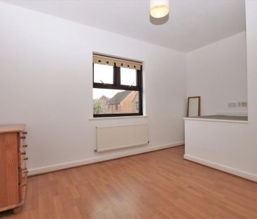 2 bedroom semi-detached house to rent - Photo 3