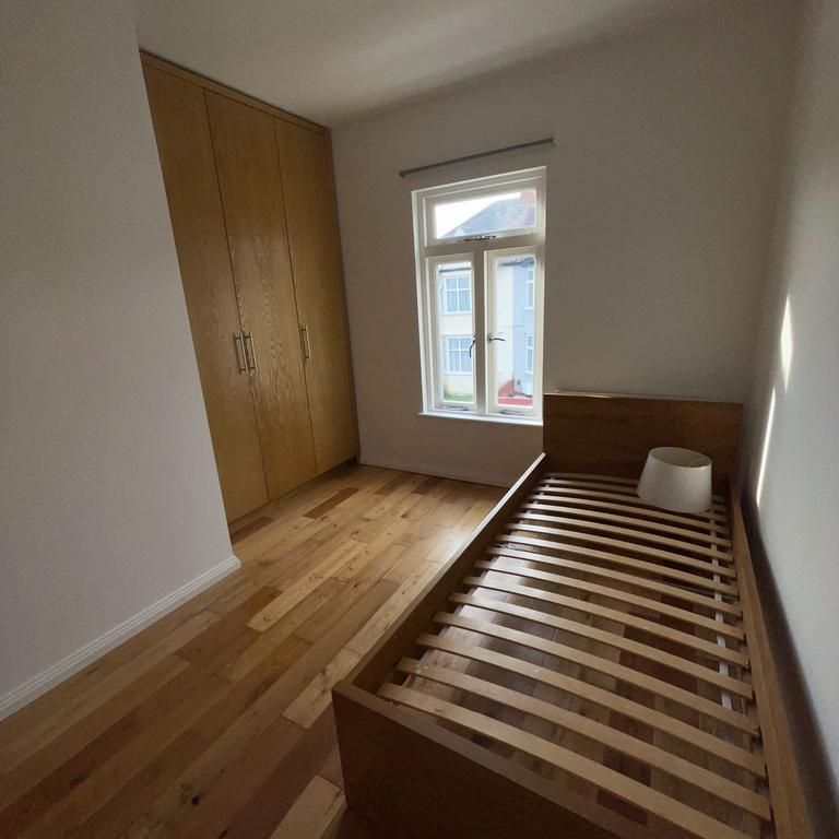 4 bedroom terraced house to rent - Photo 1