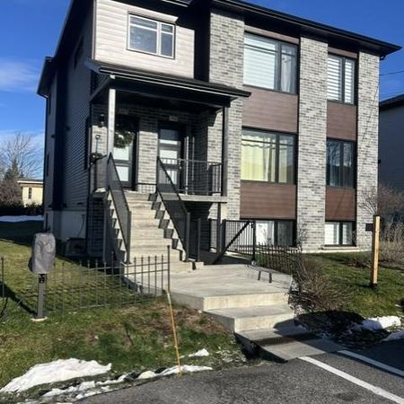 Magnifique 5 et demi disponible 1 avril - Photo 4