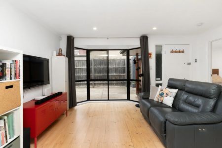 111 Woods Street, - Photo 4