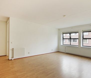 Te huur: Afroditekade 105 - Photo 1