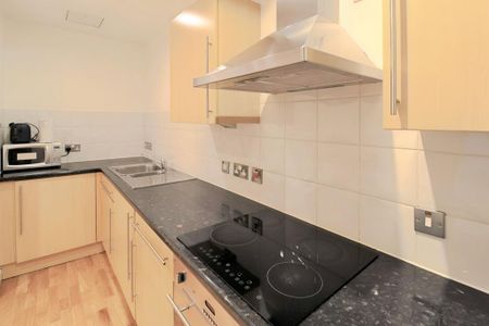 1 bedroom flat to rent - Photo 4