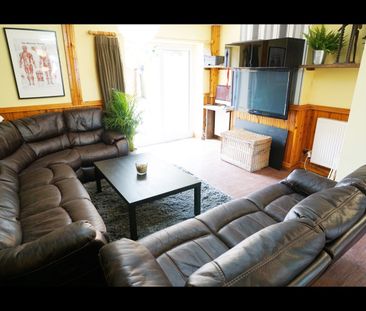 5 Bed Semi-Detached House, Snowdon Road, BS16 - Photo 1