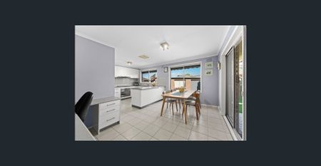 Spacious 4 Bedroom Family Haven with Alfresco Entertaining! - Photo 5