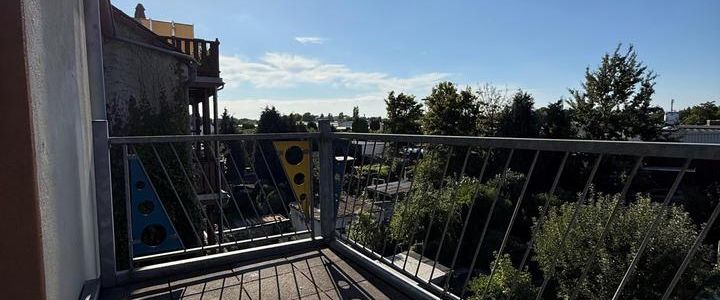 2 frisch renovierte 1,5 Zimmer Wohnungen mit Balkon - Photo 1