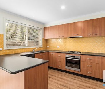 Spacious Unit in a Prime Frankston Location - Photo 3