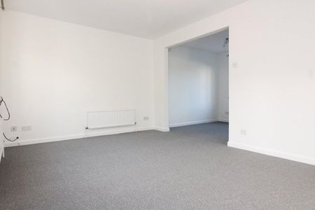 3 bedroom cottage to rent - Photo 4