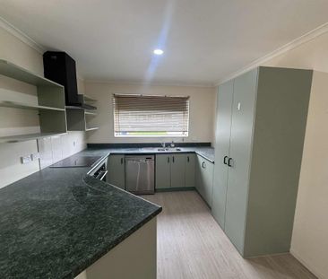 1 Swanson Oaks, Swanson - Photo 2