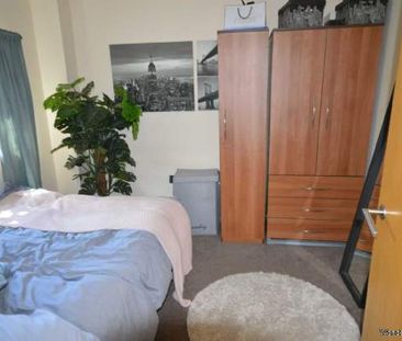 2 bedroom property to rent in London - Photo 4