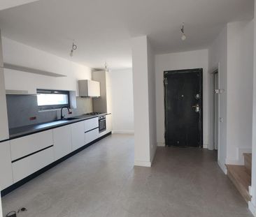 Vila individuala noua, prima inchiriere, 5 camere, 204 mp, finisaje pr - Fotografie 3