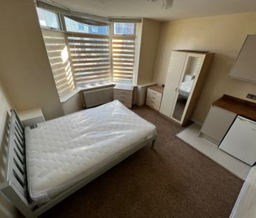 Room in a Shared House, Chester Road, L6 - Photo 6